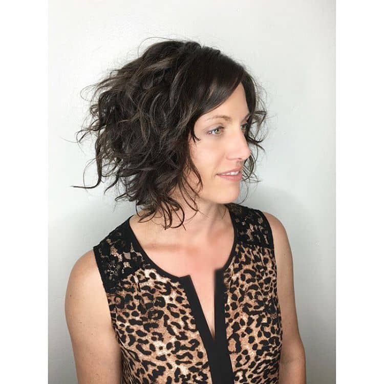 https://thecuddl.com/haircuts-for-curly-hair-ideas-designs/