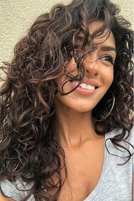 Why Some Curly Girls Don&rsquo;t Grow Their Natural Hair