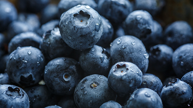 blueberries for curls