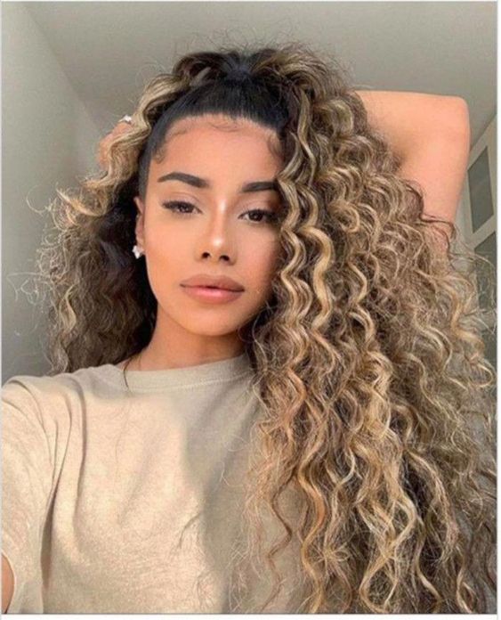 How To Style Your Curly Hair To Get Amazing Volume