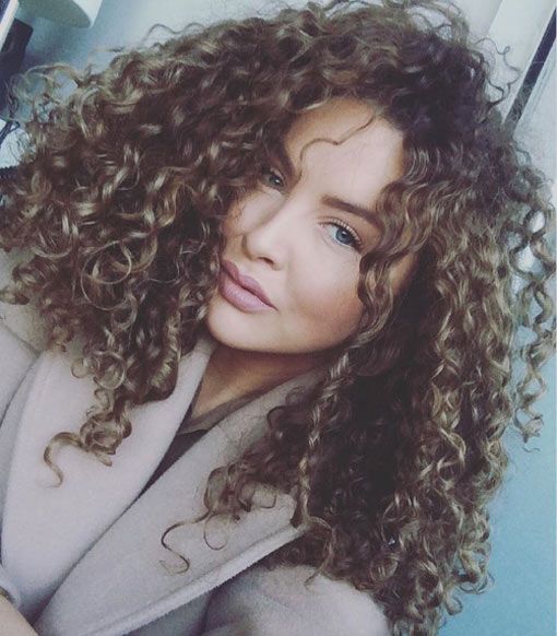 curly hair