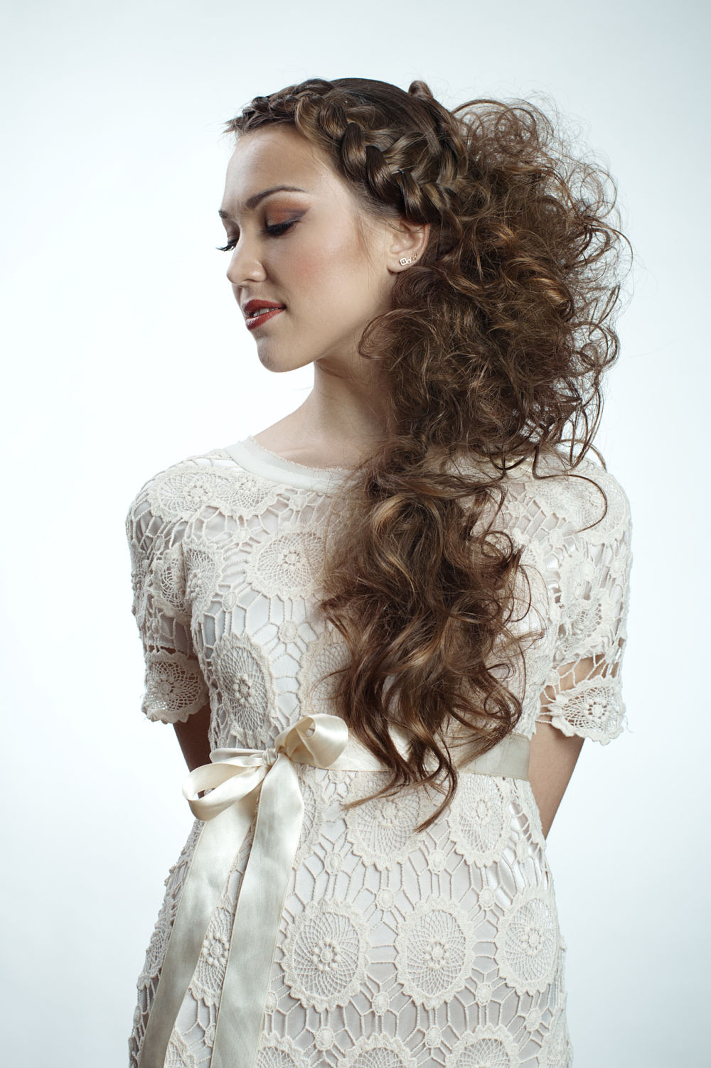 Curly-Hairstyles-for-Prom