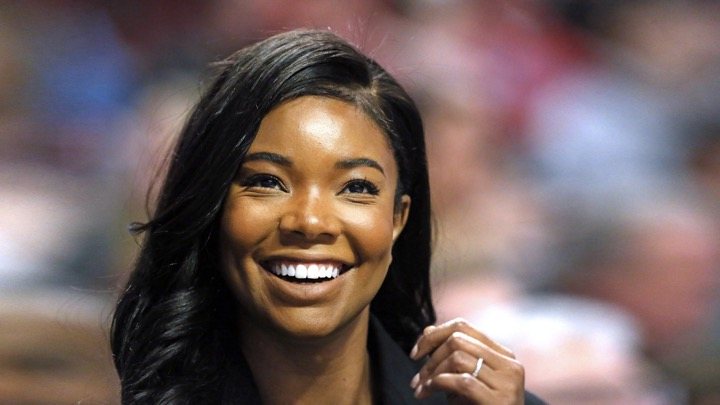 gabrielle union natural  curls