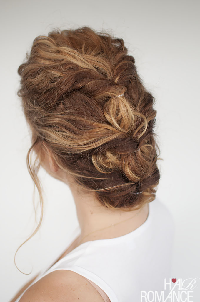 The Easiest Updo for Curly Hair 